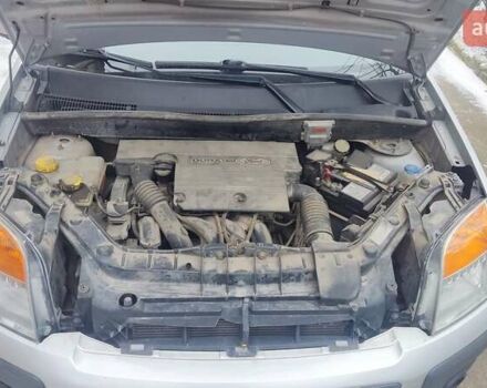 Серый Форд Фьюжн, объемом двигателя 1.39 л и пробегом 121 тыс. км за 5999 $, фото 8 на Automoto.ua