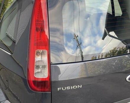 Серый Форд Фьюжн, объемом двигателя 1.4 л и пробегом 119 тыс. км за 5800 $, фото 48 на Automoto.ua