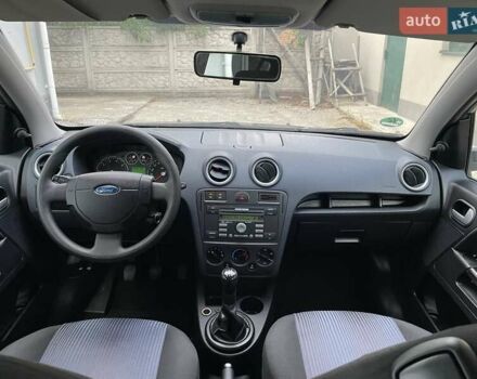 Серый Форд Фьюжн, объемом двигателя 1.4 л и пробегом 119 тыс. км за 5800 $, фото 57 на Automoto.ua