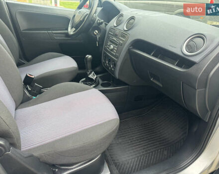 Форд Фьюжн 2009 в Долине на Automoto.ua Серый Форд Фьюжн, объемом двигателя 1.4 л и пробегом 147 тыс. км за 5200 $, фото 31 на Automoto.ua