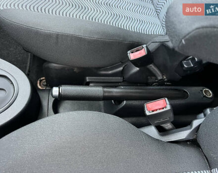 Серый Форд Фьюжн, объемом двигателя 1.6 л и пробегом 218 тыс. км за 6950 $, фото 45 на Automoto.ua