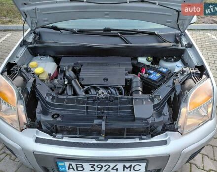 Сірий Форд Фьюжен, об'ємом двигуна 1.6 л та пробігом 157 тис. км за 6700 $, фото 6 на Automoto.ua