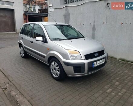 Сірий Форд Фьюжен, об'ємом двигуна 1.6 л та пробігом 130 тис. км за 7100 $, фото 1 на Automoto.ua