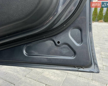 Серый Форд Фьюжн, объемом двигателя 1.6 л и пробегом 218 тыс. км за 6950 $, фото 49 на Automoto.ua