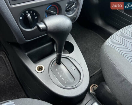 Серый Форд Фьюжн, объемом двигателя 1.6 л и пробегом 218 тыс. км за 6950 $, фото 42 на Automoto.ua