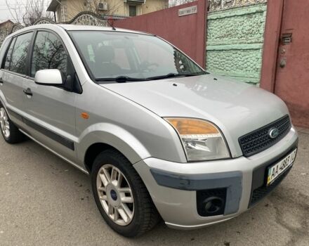 Сірий Форд Фьюжен, об'ємом двигуна 1.6 л та пробігом 289 тис. км за 4599 $, фото 2 на Automoto.ua