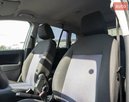 Серый Форд Фьюжн, объемом двигателя 1.4 л и пробегом 151 тыс. км за 4700 $, фото 13 на Automoto.ua