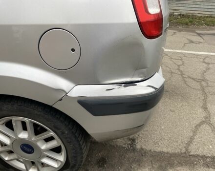 Сірий Форд Фьюжен, об'ємом двигуна 1.6 л та пробігом 289 тис. км за 4599 $, фото 9 на Automoto.ua