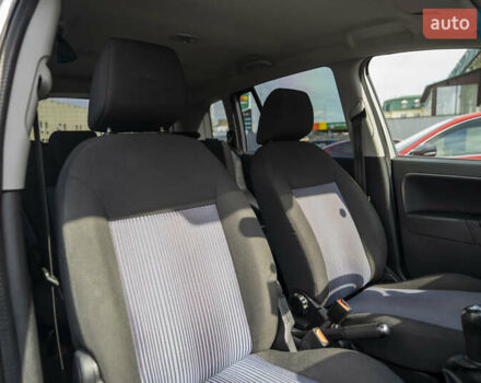 Серый Форд Фьюжн, объемом двигателя 1.4 л и пробегом 151 тыс. км за 4700 $, фото 26 на Automoto.ua