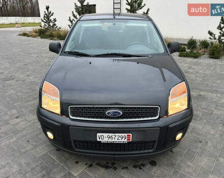 Серый Форд Фьюжн, объемом двигателя 1.6 л и пробегом 218 тыс. км за 6950 $, фото 4 на Automoto.ua