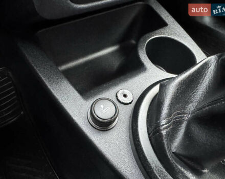 Форд Фьюжн 2009 в Долине на Automoto.ua Серый Форд Фьюжн, объемом двигателя 1.4 л и пробегом 147 тыс. км за 5200 $, фото 28 на Automoto.ua