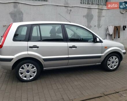 Сірий Форд Фьюжен, об'ємом двигуна 1.6 л та пробігом 130 тис. км за 7100 $, фото 8 на Automoto.ua