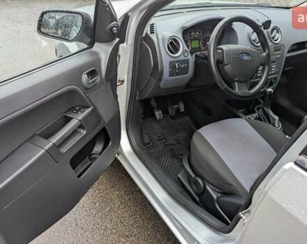 Серый Форд Фьюжн, объемом двигателя 1.4 л и пробегом 256 тыс. км за 4700 $, фото 5 на Automoto.ua