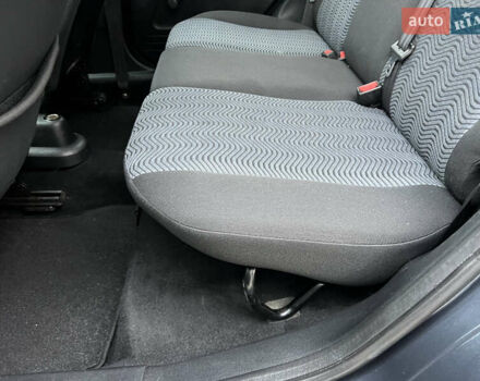 Серый Форд Фьюжн, объемом двигателя 1.6 л и пробегом 218 тыс. км за 6950 $, фото 72 на Automoto.ua