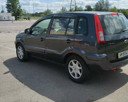 Серый Форд Фьюжн, объемом двигателя 1.4 л и пробегом 160 тыс. км за 5000 $, фото 5 на Automoto.ua