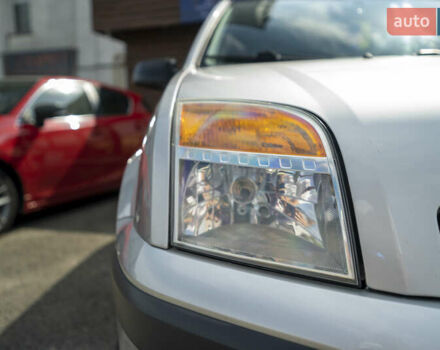 Серый Форд Фьюжн, объемом двигателя 1.4 л и пробегом 151 тыс. км за 4700 $, фото 6 на Automoto.ua