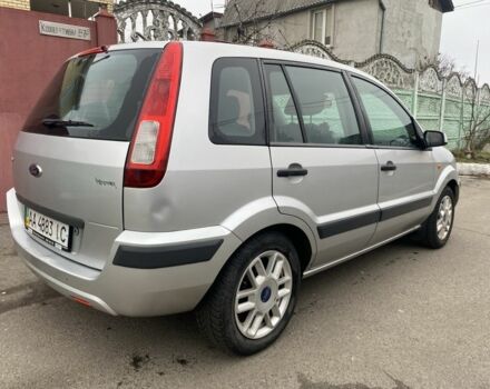 Сірий Форд Фьюжен, об'ємом двигуна 1.6 л та пробігом 289 тис. км за 4599 $, фото 3 на Automoto.ua