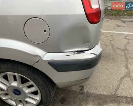 Серый Форд Фьюжн, объемом двигателя 1.6 л и пробегом 289 тыс. км за 4599 $, фото 9 на Automoto.ua
