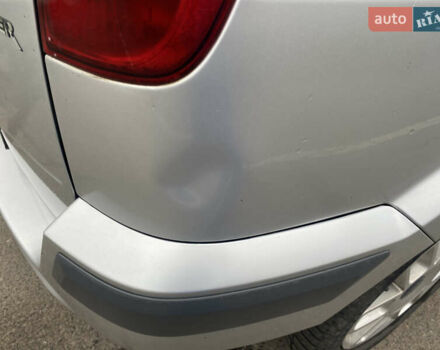 Серый Форд Фьюжн, объемом двигателя 1.6 л и пробегом 289 тыс. км за 4599 $, фото 12 на Automoto.ua