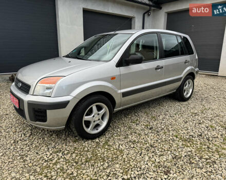 Форд Фьюжн 2009 в Долине на Automoto.ua Серый Форд Фьюжн, объемом двигателя 1.4 л и пробегом 147 тыс. км за 5200 $, фото 1 на Automoto.ua