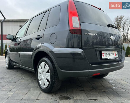 Серый Форд Фьюжн, объемом двигателя 1.6 л и пробегом 218 тыс. км за 6950 $, фото 20 на Automoto.ua