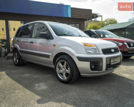 Серый Форд Фьюжн, объемом двигателя 1.4 л и пробегом 151 тыс. км за 4700 $, фото 3 на Automoto.ua