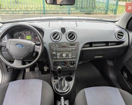 Серый Форд Фьюжн, объемом двигателя 1.4 л и пробегом 256 тыс. км за 4700 $, фото 4 на Automoto.ua