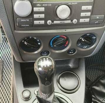 Серый Форд Фьюжн, объемом двигателя 1.4 л и пробегом 160 тыс. км за 5000 $, фото 2 на Automoto.ua