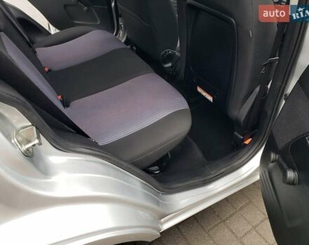 Сірий Форд Фьюжен, об'ємом двигуна 1.6 л та пробігом 130 тис. км за 7100 $, фото 25 на Automoto.ua