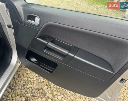 Форд Фьюжн 2009 в Долине на Automoto.ua Серый Форд Фьюжн, объемом двигателя 1.4 л и пробегом 147 тыс. км за 5200 $, фото 30 на Automoto.ua