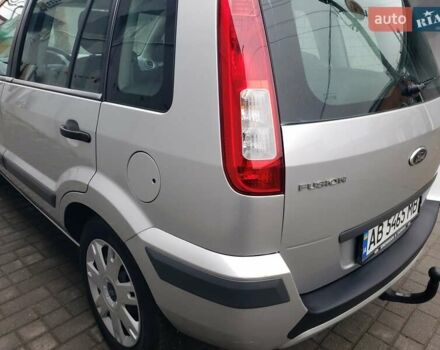 Сірий Форд Фьюжен, об'ємом двигуна 1.6 л та пробігом 130 тис. км за 7100 $, фото 14 на Automoto.ua