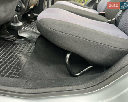 Серый Форд Фьюжн, объемом двигателя 1.4 л и пробегом 73 тыс. км за 6800 $, фото 23 на Automoto.ua