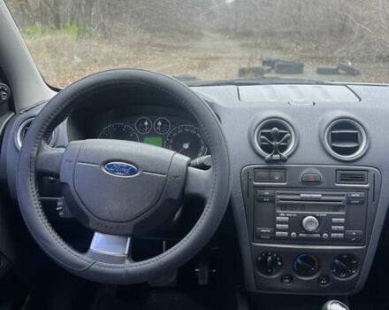 Сірий Форд Фьюжен, об'ємом двигуна 1.39 л та пробігом 150 тис. км за 5200 $, фото 12 на Automoto.ua