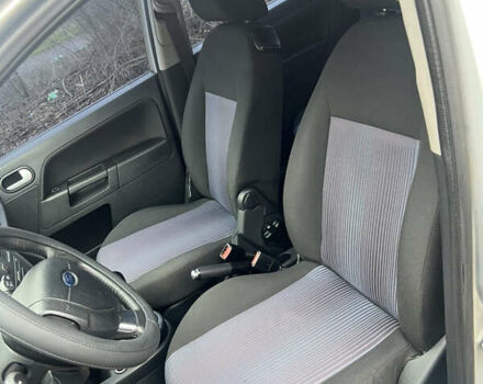 Сірий Форд Фьюжен, об'ємом двигуна 1.39 л та пробігом 150 тис. км за 5200 $, фото 7 на Automoto.ua