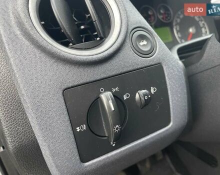 Сірий Форд Фьюжен, об'ємом двигуна 1.39 л та пробігом 128 тис. км за 5699 $, фото 33 на Automoto.ua