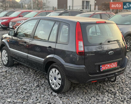Серый Форд Фьюжн, объемом двигателя 1.4 л и пробегом 152 тыс. км за 6499 $, фото 6 на Automoto.ua