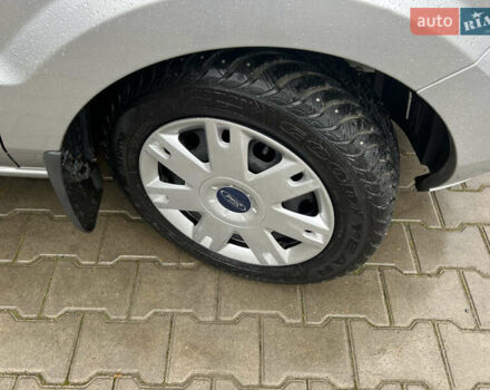 Серый Форд Фьюжн, объемом двигателя 1.4 л и пробегом 73 тыс. км за 6800 $, фото 47 на Automoto.ua