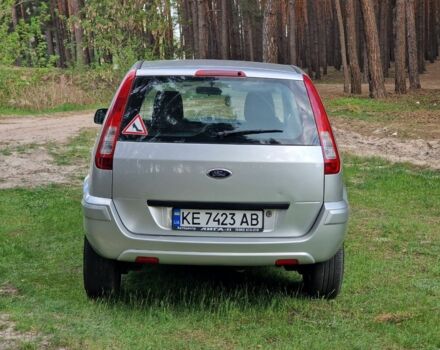 Серый Форд Фьюжн, объемом двигателя 1.6 л и пробегом 130 тыс. км за 5900 $, фото 2 на Automoto.ua