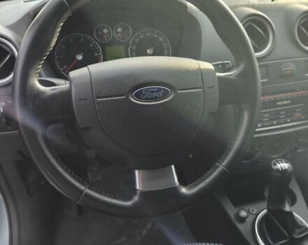 Сірий Форд Фьюжен, об'ємом двигуна 1.6 л та пробігом 174 тис. км за 5000 $, фото 4 на Automoto.ua