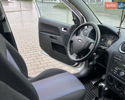 Серый Форд Фьюжн, объемом двигателя 1.4 л и пробегом 73 тыс. км за 6800 $, фото 41 на Automoto.ua