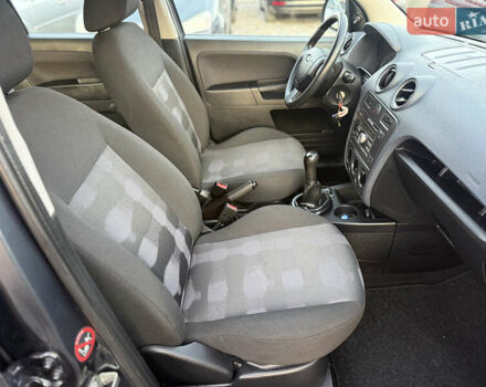 Серый Форд Фьюжн, объемом двигателя 1.4 л и пробегом 152 тыс. км за 6499 $, фото 15 на Automoto.ua