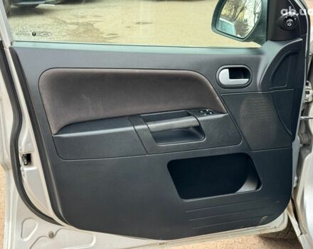 Серый Форд Фьюжн, объемом двигателя 1.6 л и пробегом 235 тыс. км за 6790 $, фото 10 на Automoto.ua