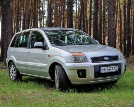 Серый Форд Фьюжн, объемом двигателя 1.6 л и пробегом 130 тыс. км за 5900 $, фото 1 на Automoto.ua