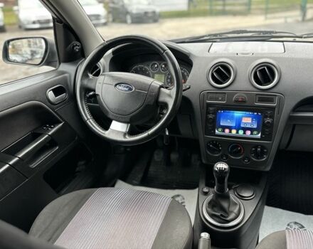 Серый Форд Фьюжн, объемом двигателя 1.6 л и пробегом 149 тыс. км за 4650 $, фото 16 на Automoto.ua