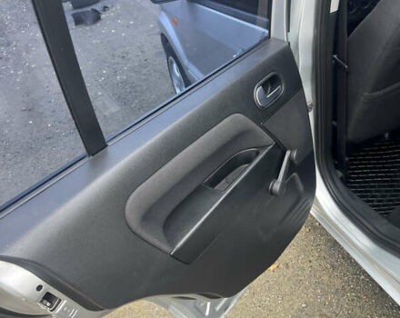 Сірий Форд Фьюжен, об'ємом двигуна 1.39 л та пробігом 150 тис. км за 5200 $, фото 9 на Automoto.ua