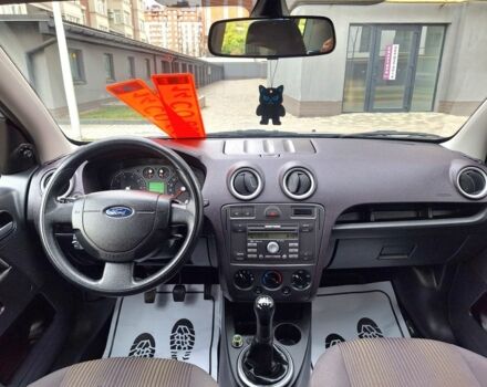 Серый Форд Фьюжн, объемом двигателя 0 л и пробегом 136 тыс. км за 5350 $, фото 4 на Automoto.ua