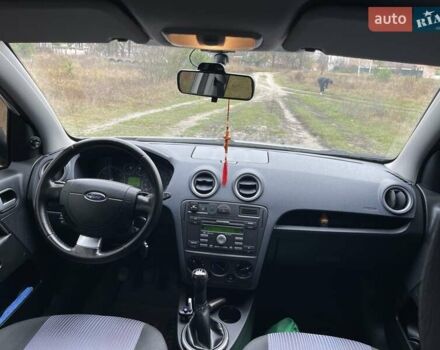 Сірий Форд Фьюжен, об'ємом двигуна 1.4 л та пробігом 129 тис. км за 5700 $, фото 12 на Automoto.ua