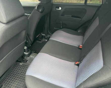 Серый Форд Фьюжн, объемом двигателя 1.4 л и пробегом 129 тыс. км за 5650 $, фото 15 на Automoto.ua