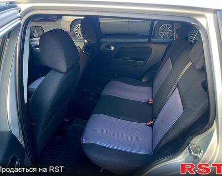 Серый Форд Фьюжн, объемом двигателя 1.4 л и пробегом 130 тыс. км за 5699 $, фото 12 на Automoto.ua