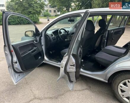 Сірий Форд Фьюжен, об'ємом двигуна 1.4 л та пробігом 110 тис. км за 5999 $, фото 22 на Automoto.ua